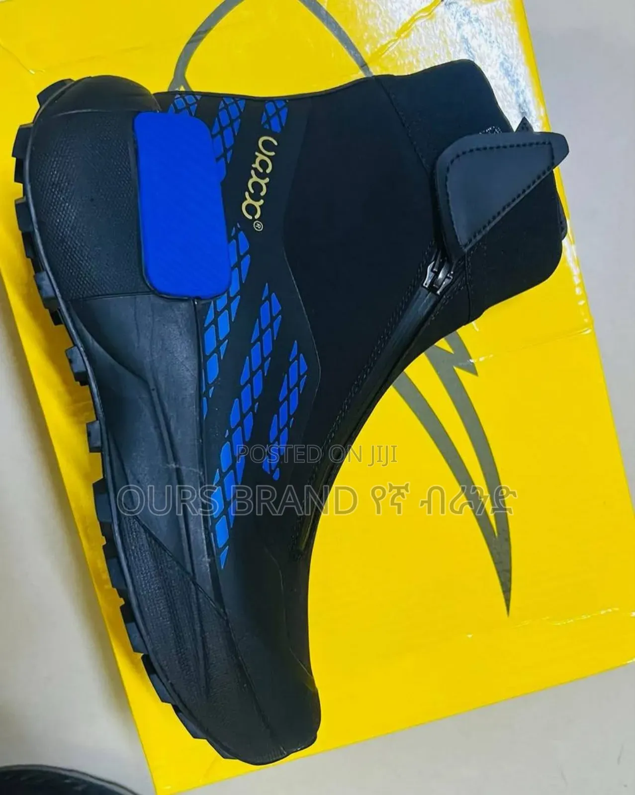Urxx Water Proof High Quality Mid Boots Shoes