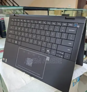 Photo - New Laptop Dell Latitude 9440 32GB Intel Core Ultra 7 SSD 1T