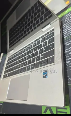 New Laptop HP EliteBook 830 G8 16GB Intel Core I5 SSD 512GB