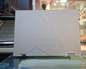 New Laptop Asus Zenbook 14 UX434 16GB Intel Core i7 SSD 1T