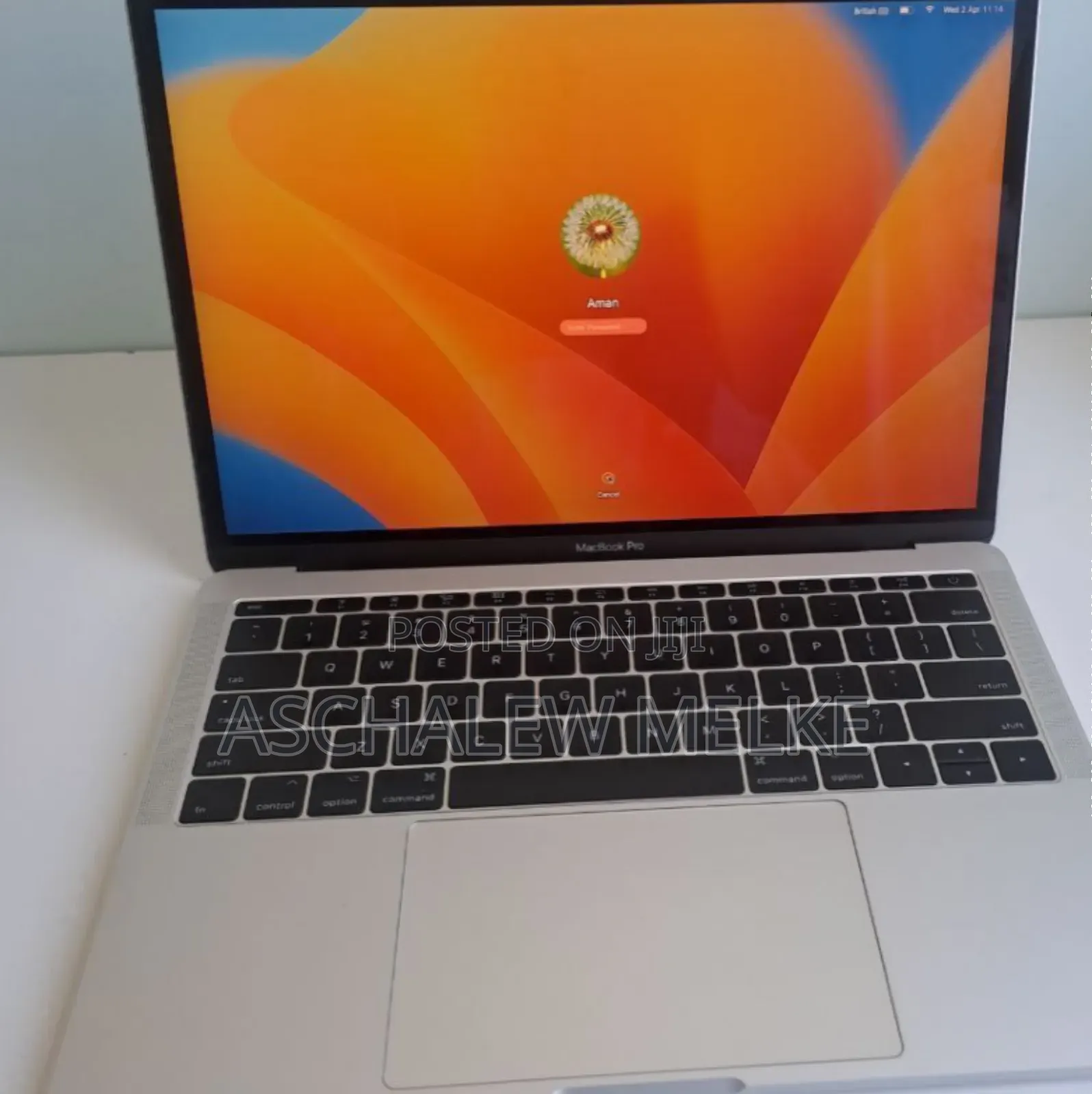New Laptop Apple MacBook Pro 2017 8GB Intel Core I5 SSD 128GB