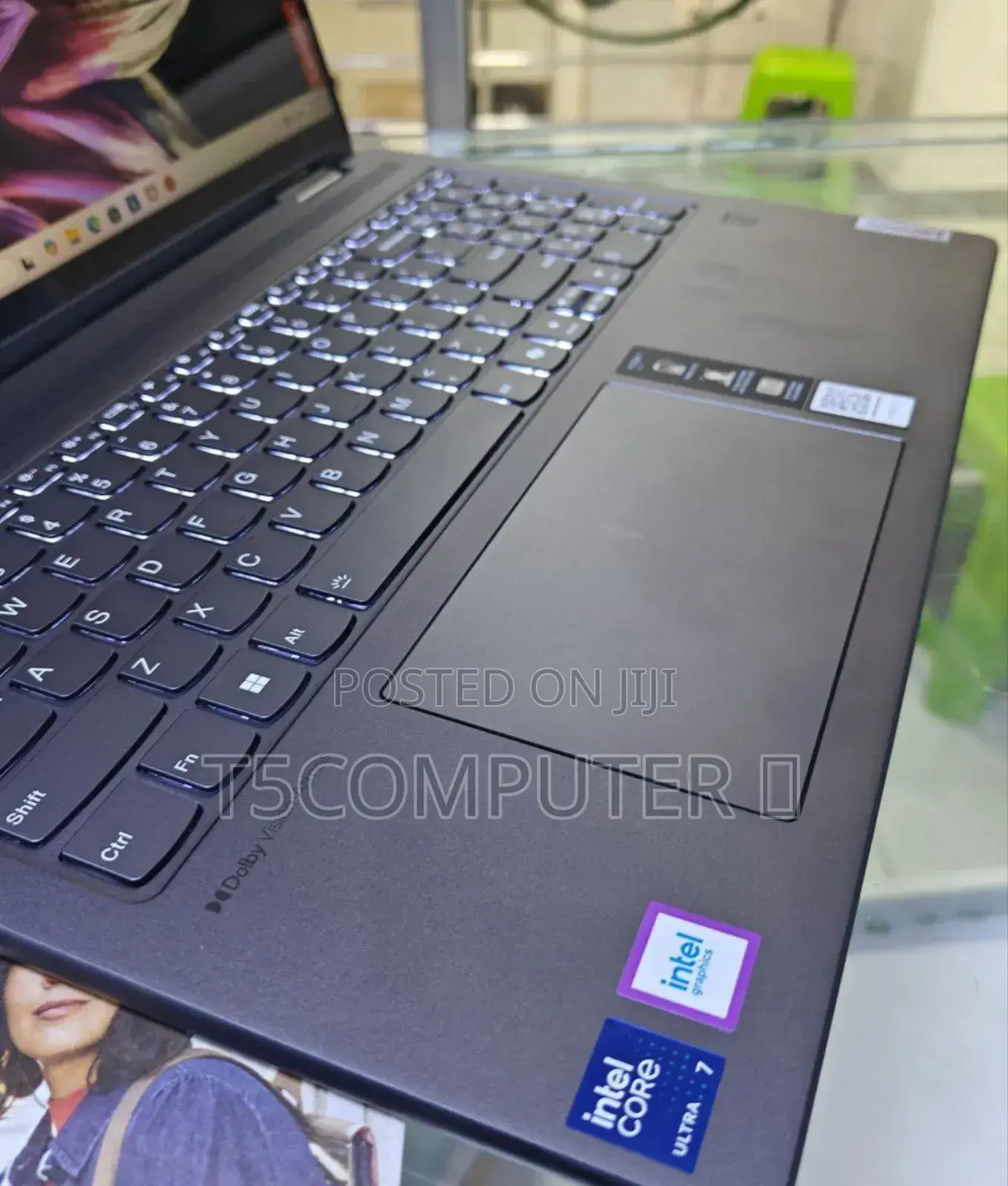 New Laptop Lenovo Yoga 7i 16GB Intel Core Ultra 7 SSD 1T