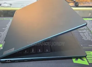 New Laptop Lenovo Yoga 2 16GB AMD Ryzen 7 SSD 1T