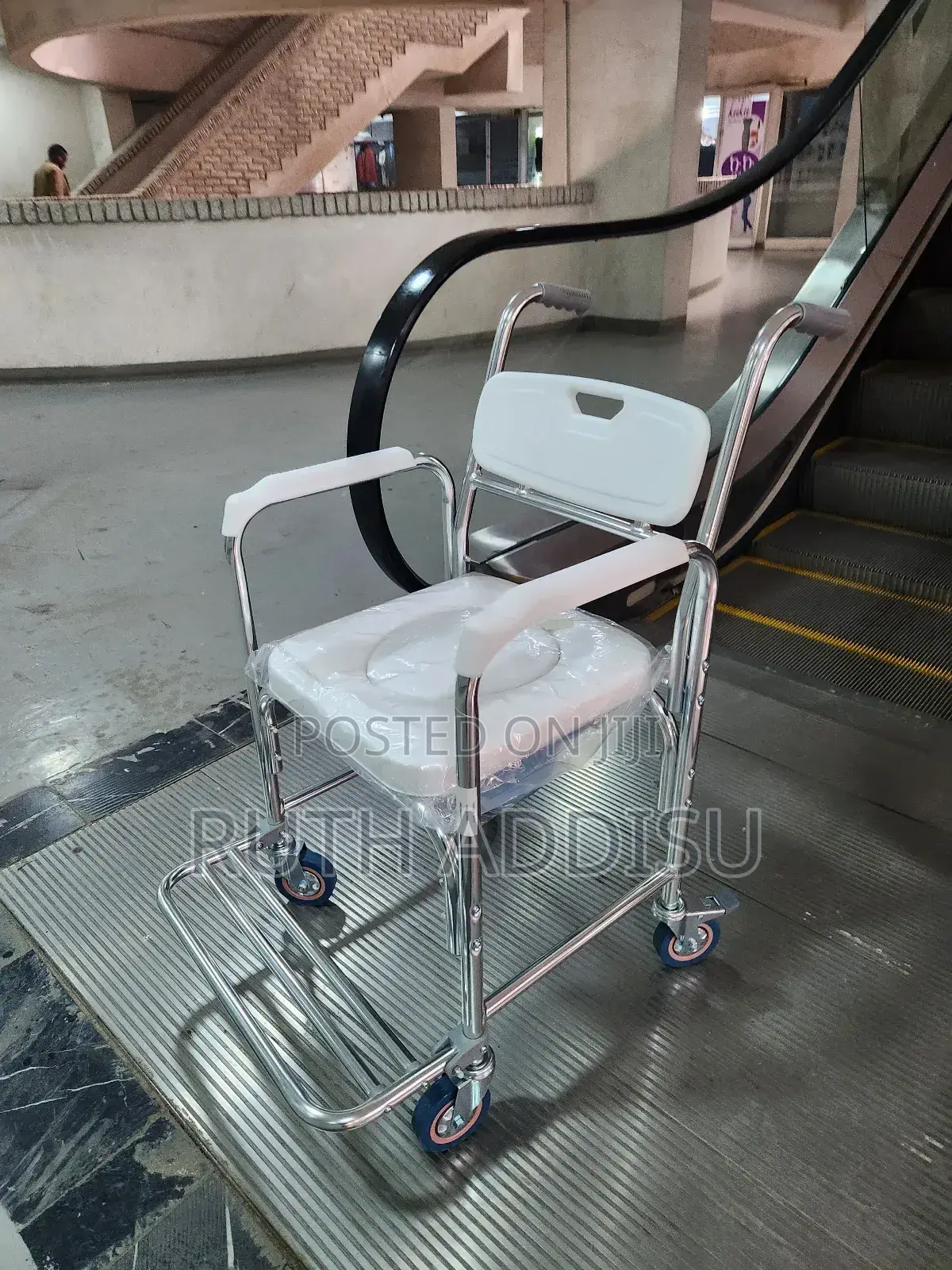 Commode Wheelchair寄出poty Wheelchair障管toilet Wheelchair New