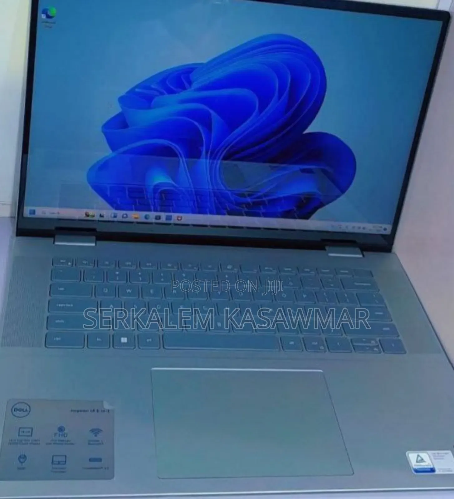 New Laptop Dell Inspiron 16 5620 16GB Intel Core I7 SSD 1T