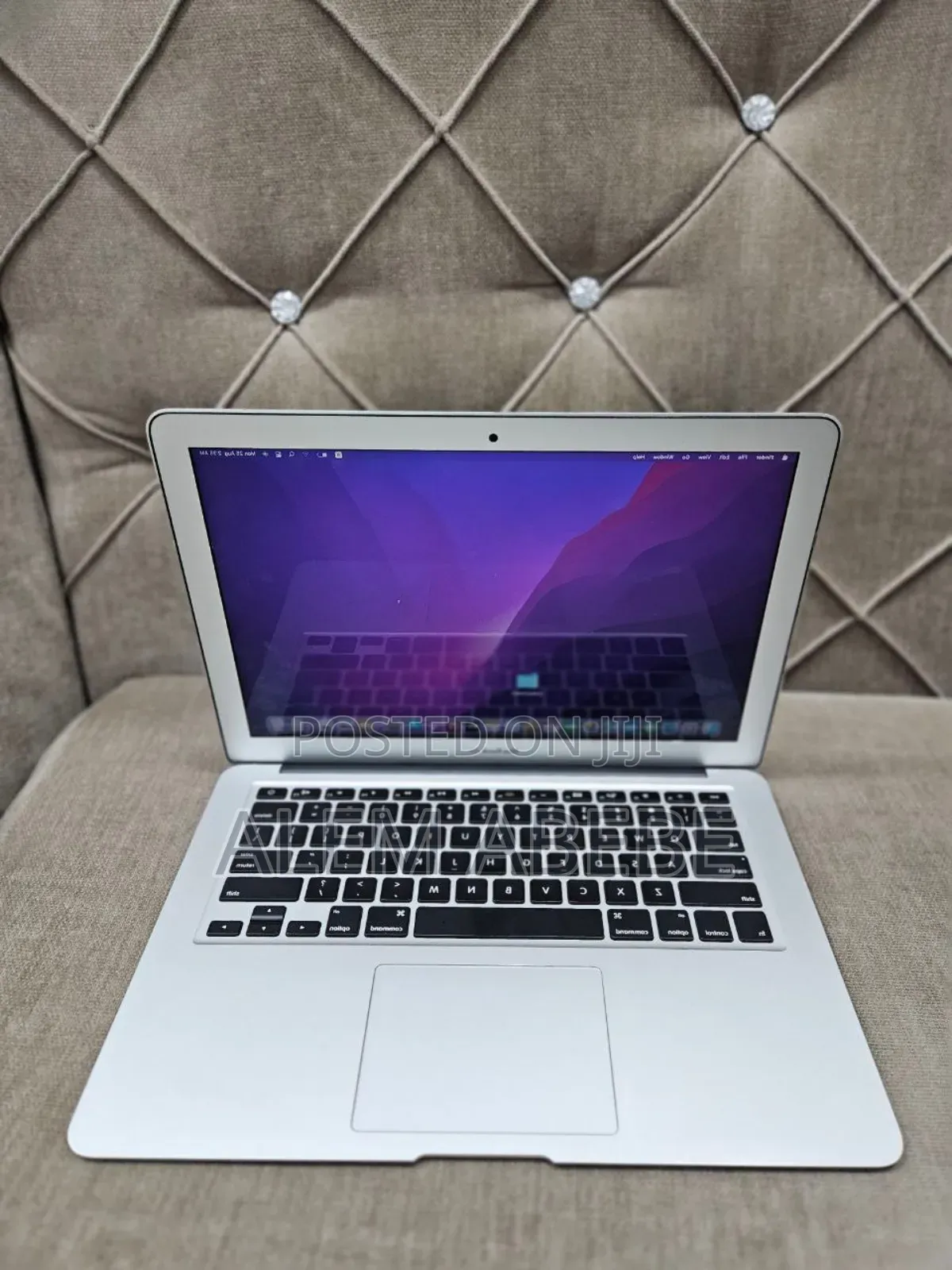 New Laptop Apple MacBook Air 2017 8GB Intel Core I5 SSD 256GB