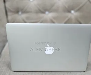 New Laptop Apple MacBook Air 2017 8GB Intel Core I5 SSD 256GB