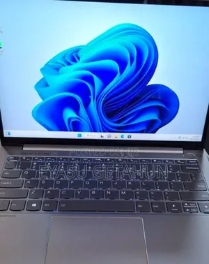 New Laptop Lenovo ThinkBook 13 16GB Intel Core I7 SSD 512GB