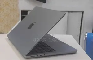 New Laptop Apple MacBook 2020 16GB Apple M1 SSD 512GB