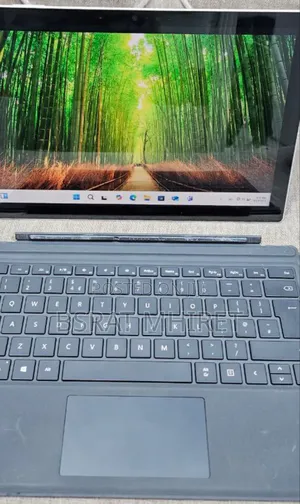 New Laptop Microsoft Surface Pro 7 16GB Intel Core i7 SSD 256GB