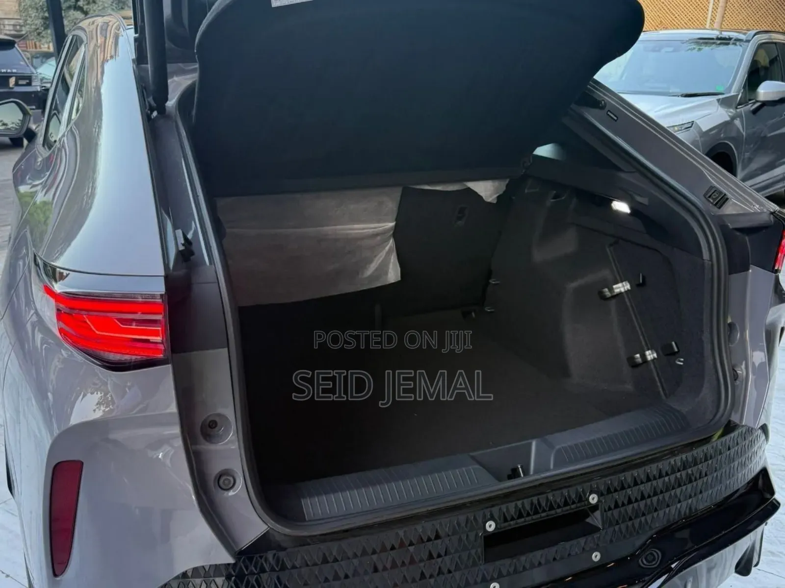 New Volkswagen ID. Buzz 2025 Gray