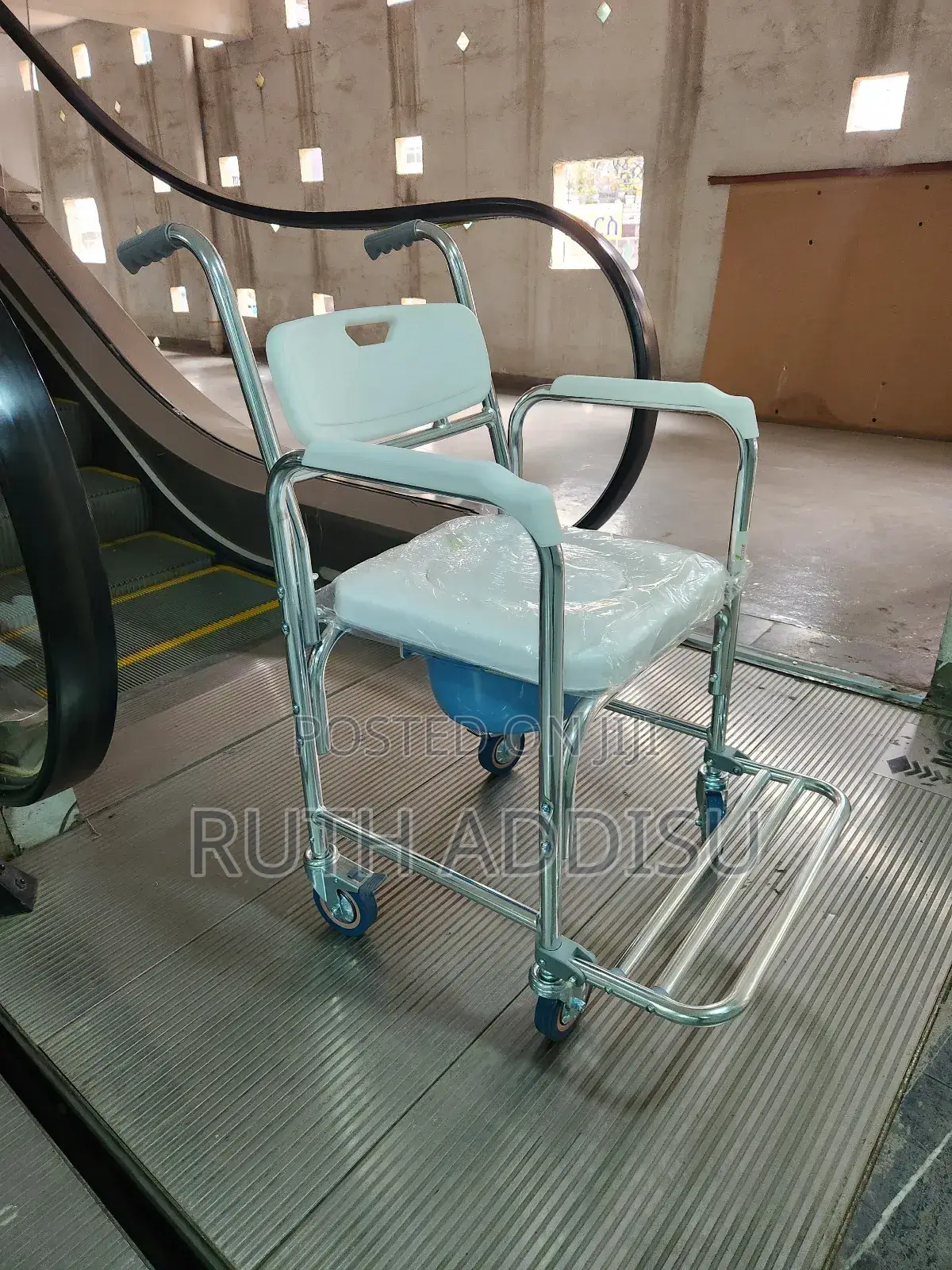 Toilet Wheelchair症的wheelchair症都toilet Wheelchair欸不wheelchair Commode