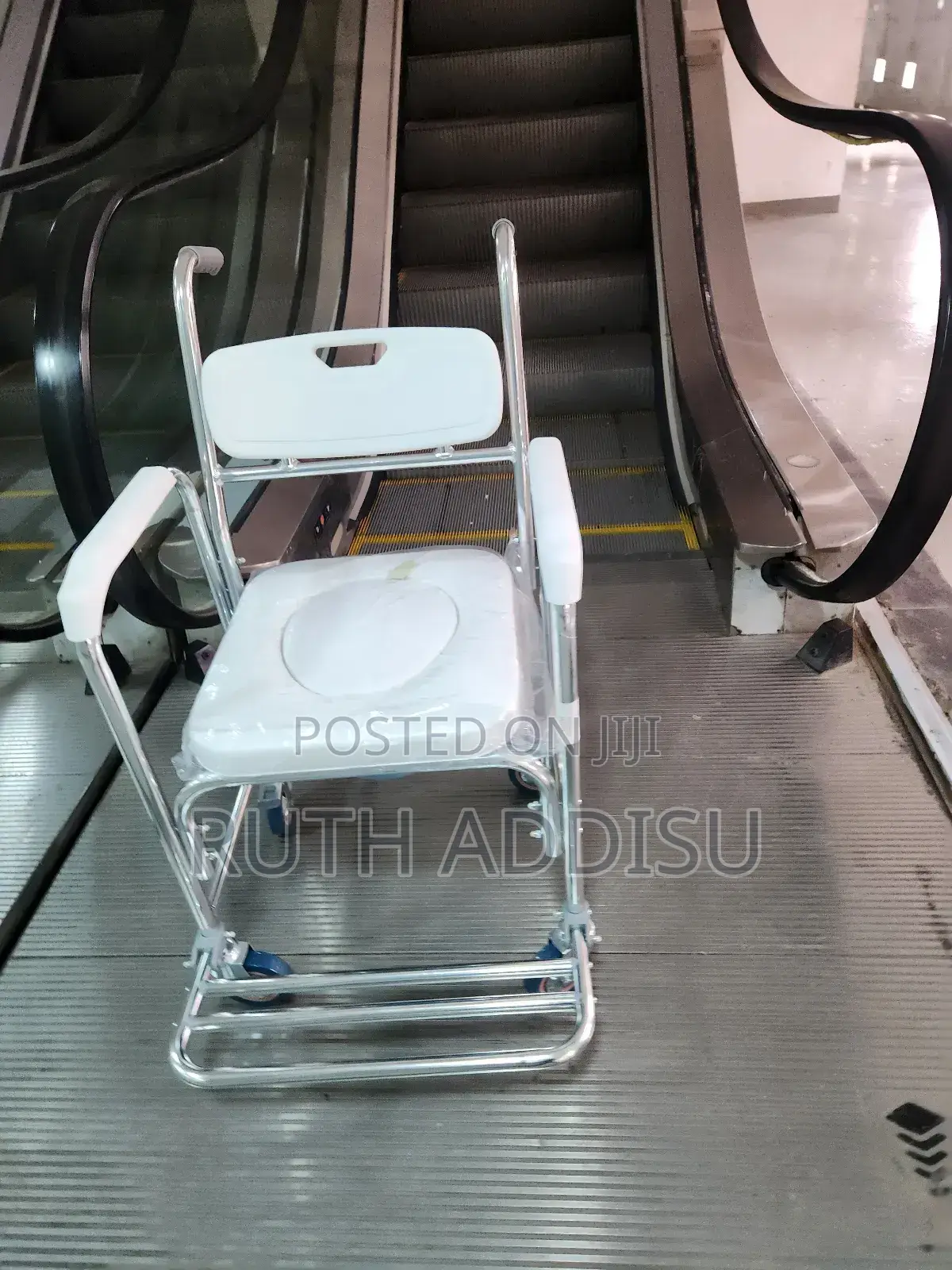 Four Mini Wheel Commode Wheelchair憨我wheelchair爪哇wheelchair凳及wheelchair