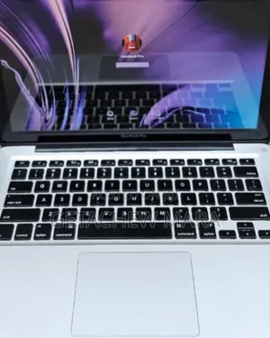 Photo - New Laptop Apple MacBook 2012 8GB Intel Core I5 SSD 256GB