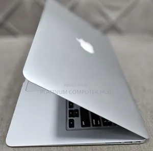 New Laptop Apple MacBook Air 2017 8GB Intel Core I5 SSD 256GB