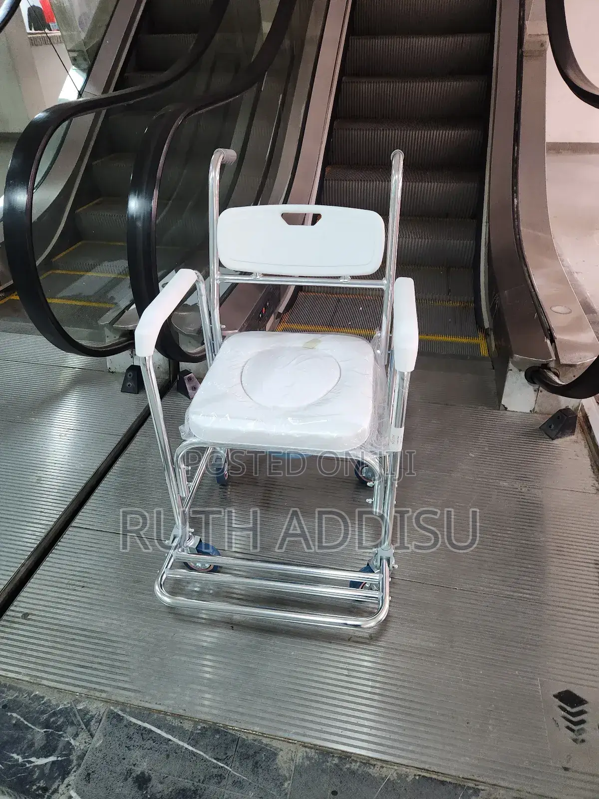 Toilet Wheelchair肋肉commode Wheelchair協助wheelchair Commode朱雀wheelchair