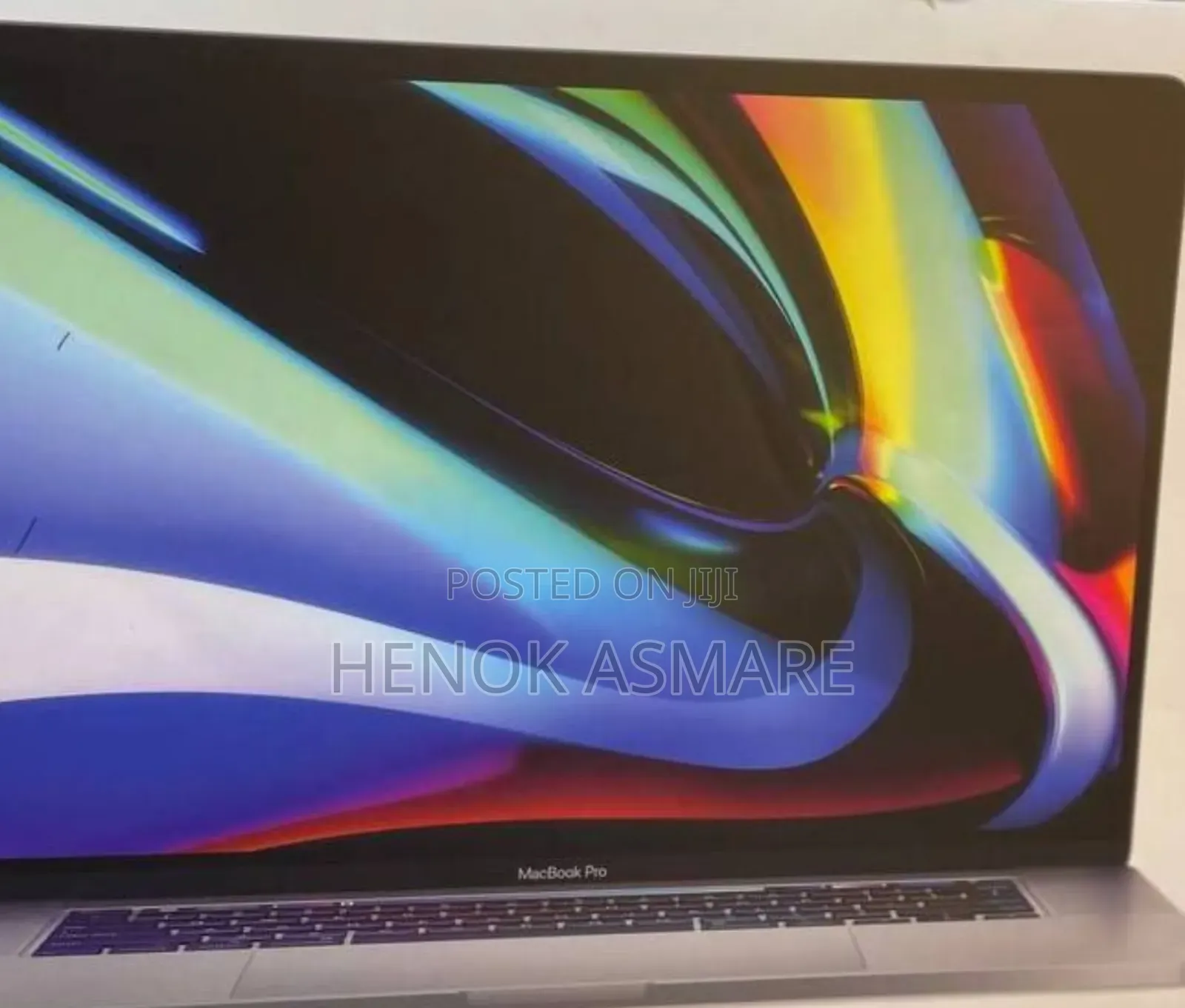 New Laptop Apple MacBook Pro 2019 32GB Apple M1 Pro SSD 1T