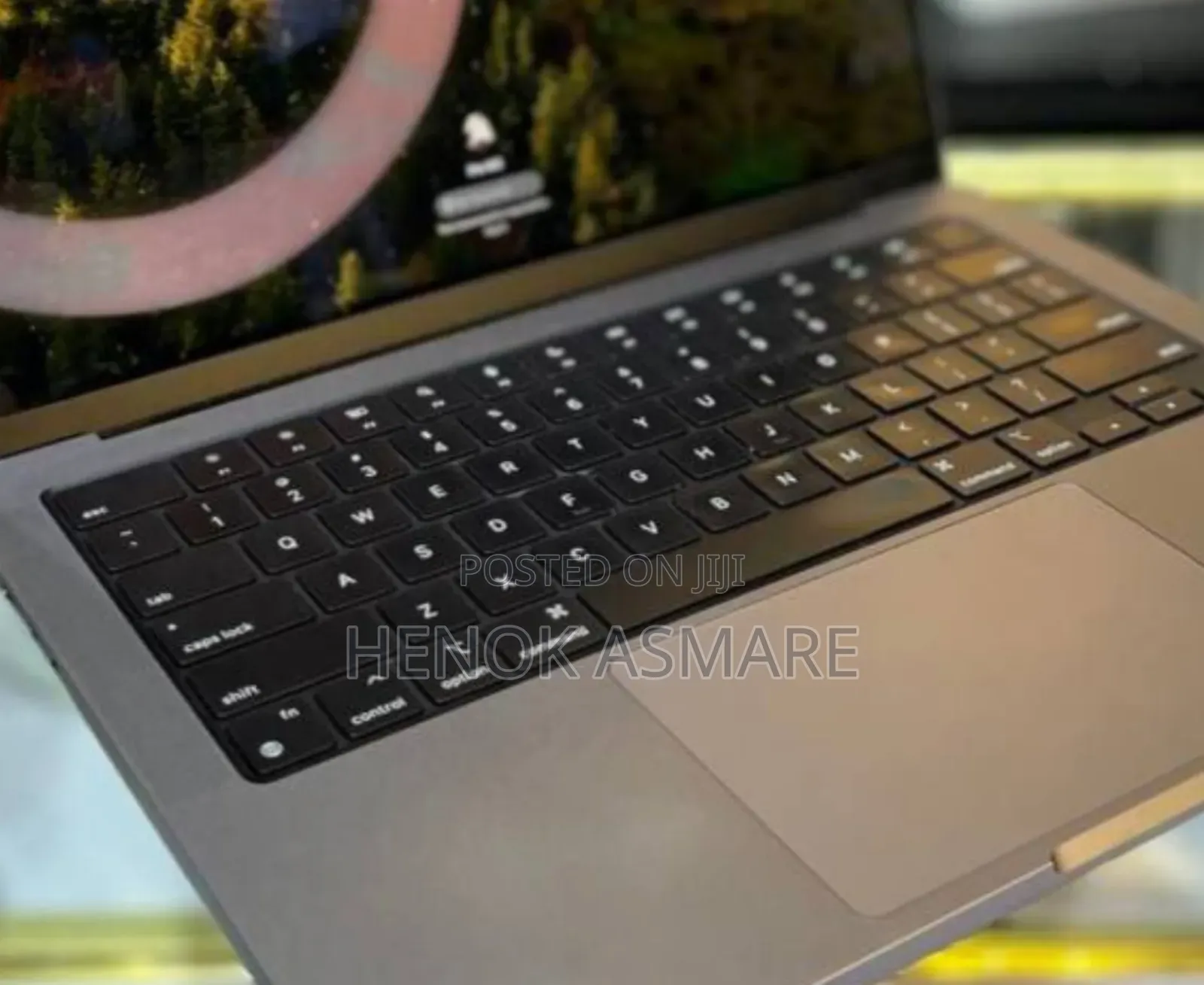 New Laptop Apple MacBook Pro 2019 32GB Apple M1 Pro SSD 1T