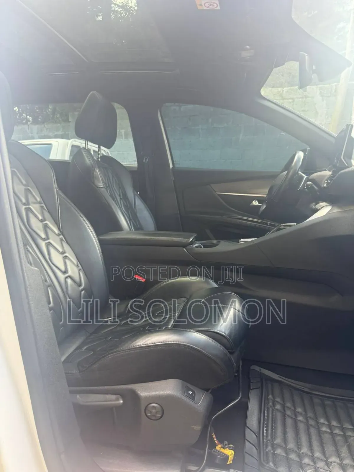 Peugeot 5008 2022 White