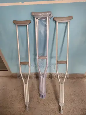 Axillary Bilateral Crutches延伸crutches臉頰crutches岐昨crutches䐭受crutches