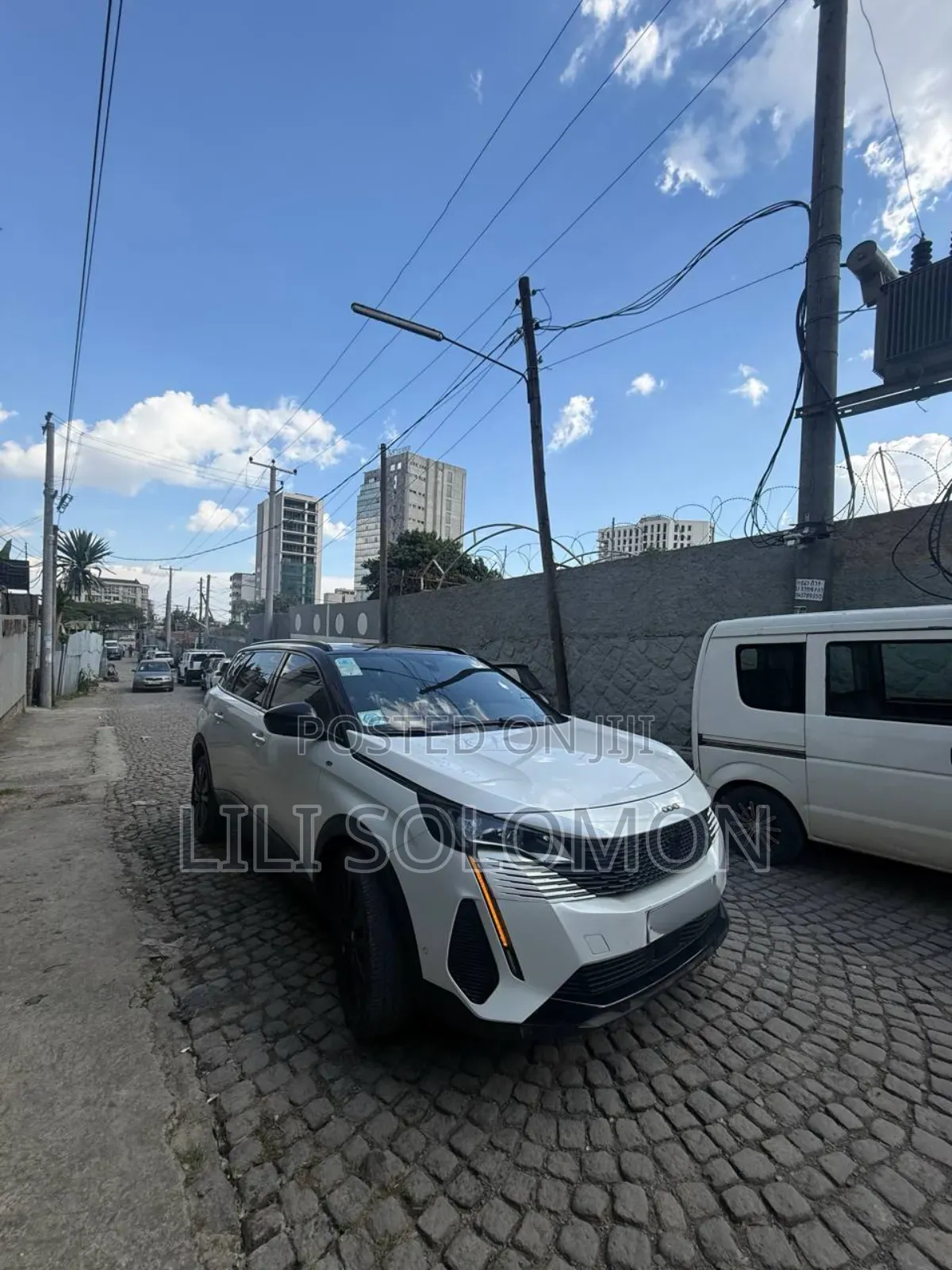 Peugeot 5008 2022 White