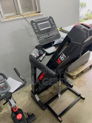 Ruuning Sport Machines - Reebok Jet 300 Treadmiils and Miracle