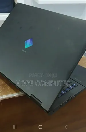 Photo - New Laptop HP Omen 17 32GB Intel Core I9 SSD 2T
