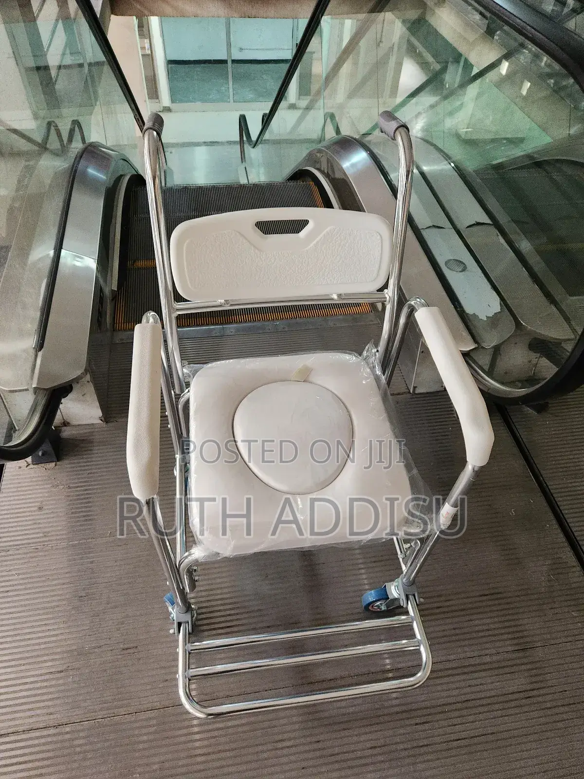 Nice Silk Seat Commode Wheelchair肇禍wheelchair禦紋wheelchair鵝黃wheelchair