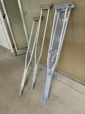 Crutches腕力crutches喬裝crutches痱你crutches胎教crutches晁你crutches懲治crutches
