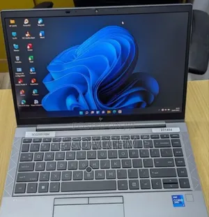 Photo - New Laptop HP 16GB Intel Core I7 SSD 512GB