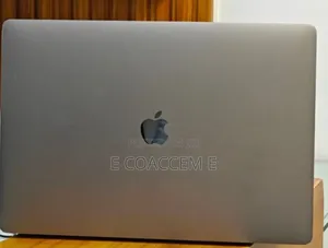 New Laptop Apple MacBook 16GB Intel Core I7 SSD 512GB