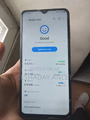 Photo - Samsung Galaxy A12 64 GB Black