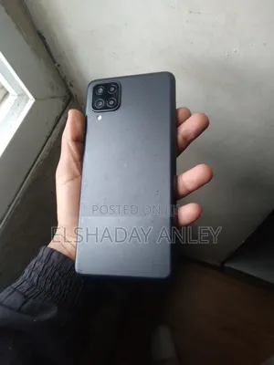 Samsung Galaxy A12 64 GB Black