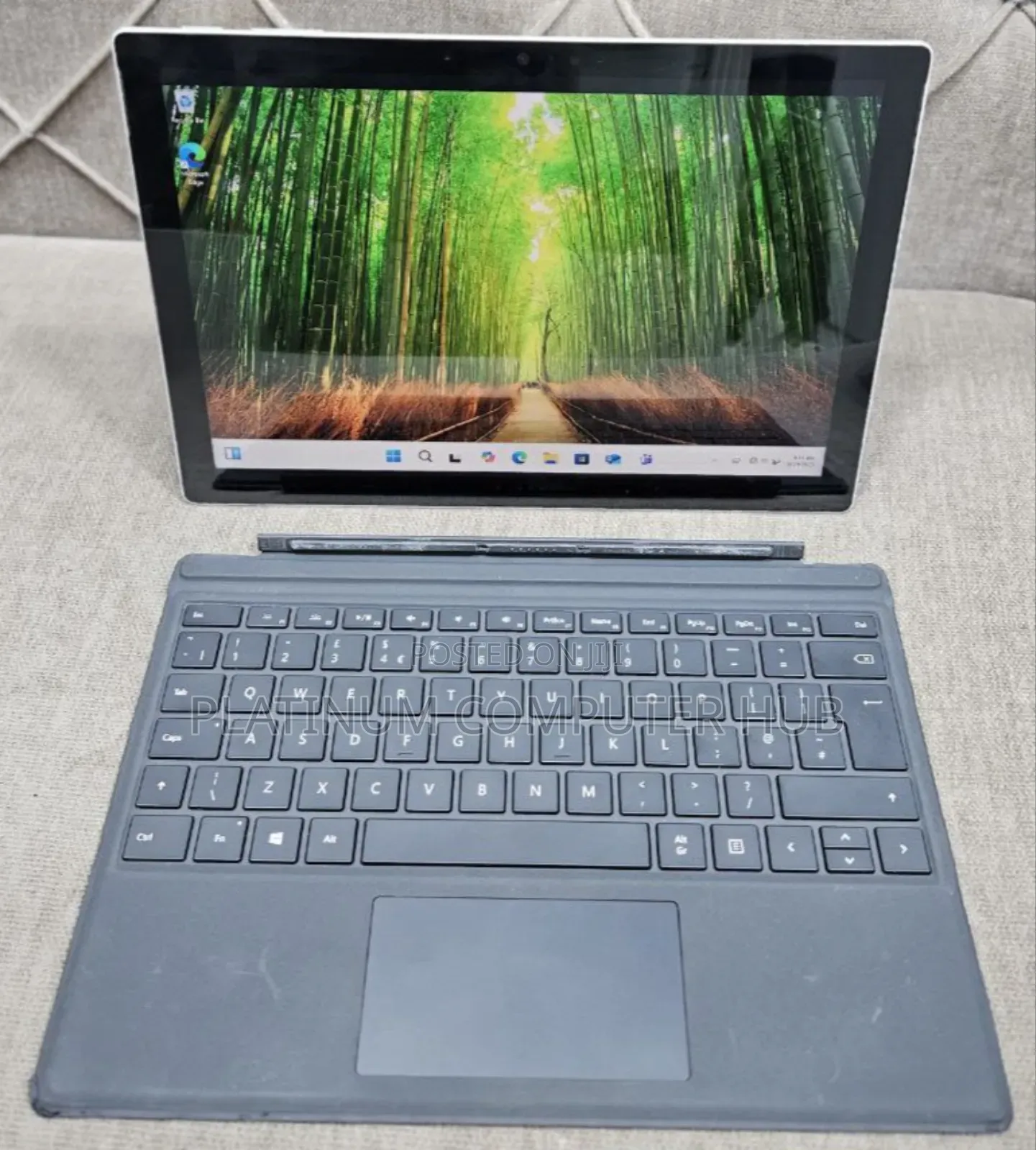 New Laptop Microsoft Surface Pro 7 16GB Intel Core I7 SSD 256GB