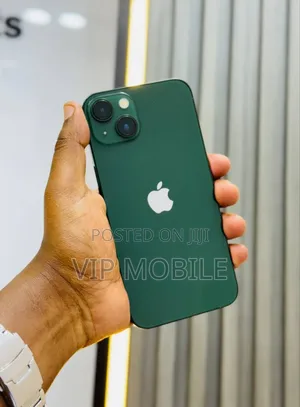Photo - Apple iPhone 13 256 GB Green