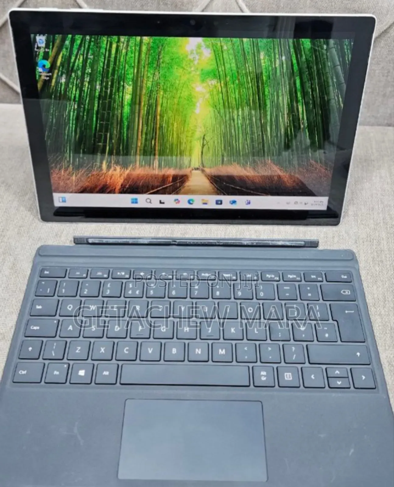 New Laptop Apple MacBook Pro M1 16GB Intel Core I7 SSD 256GB