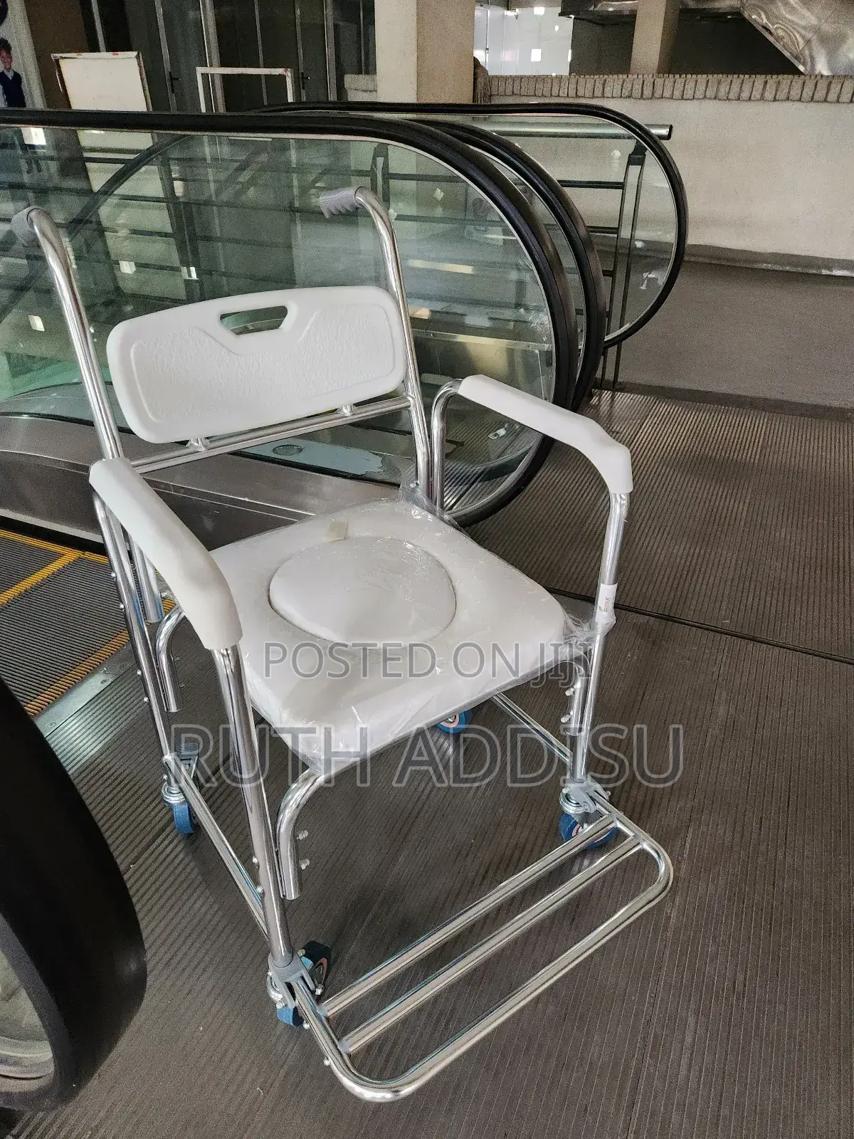 Toilet Four Wheels Wheelchair考生wheelchair腕骨wheelchair肺病wheelchair New