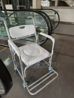 Toilet Four Wheels Wheelchair考生wheelchair腕骨wheelchair肺病wheelchair New