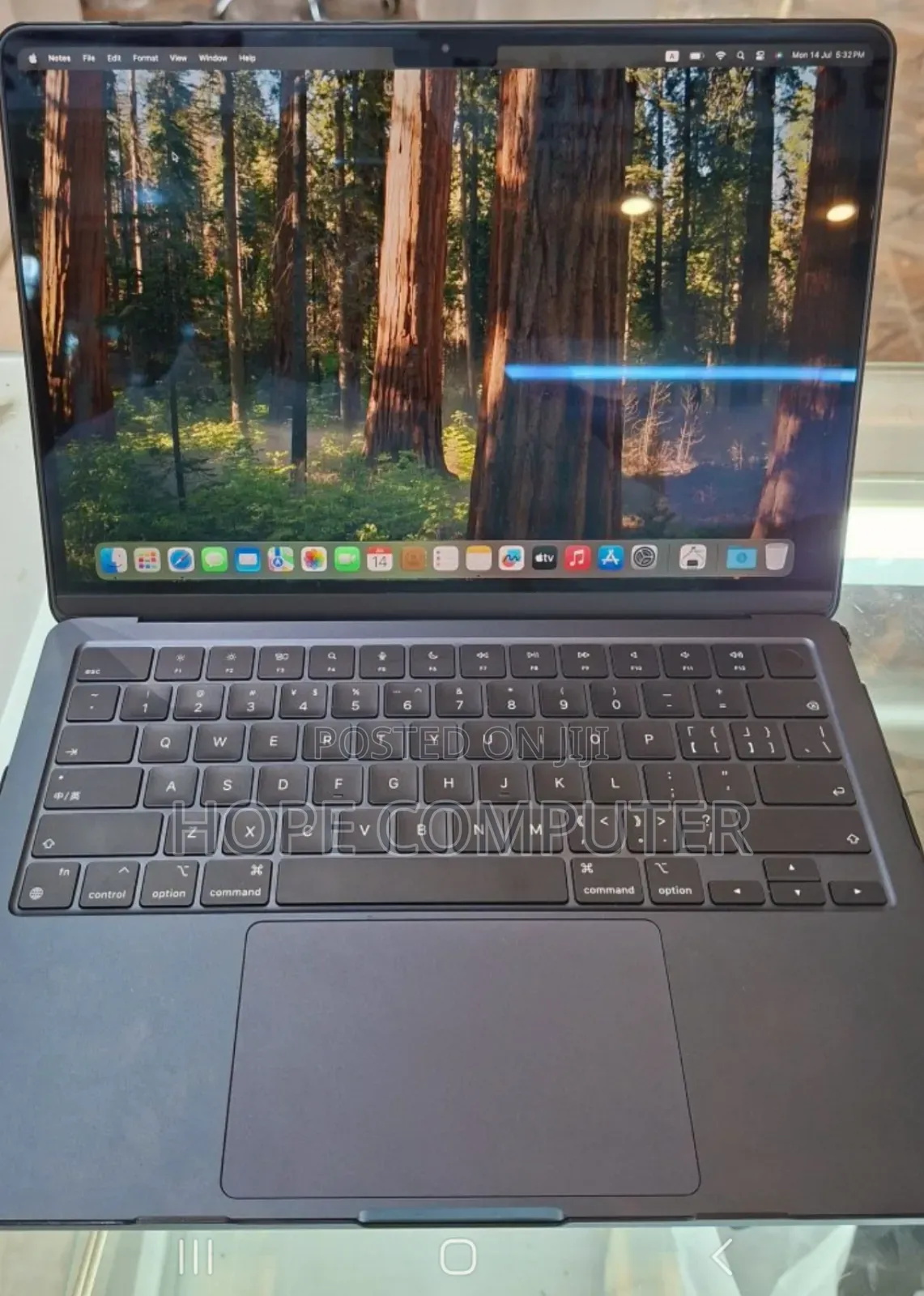 New Laptop Apple MacBook Air 2022 M2 8GB Apple M2 SSD 256GB