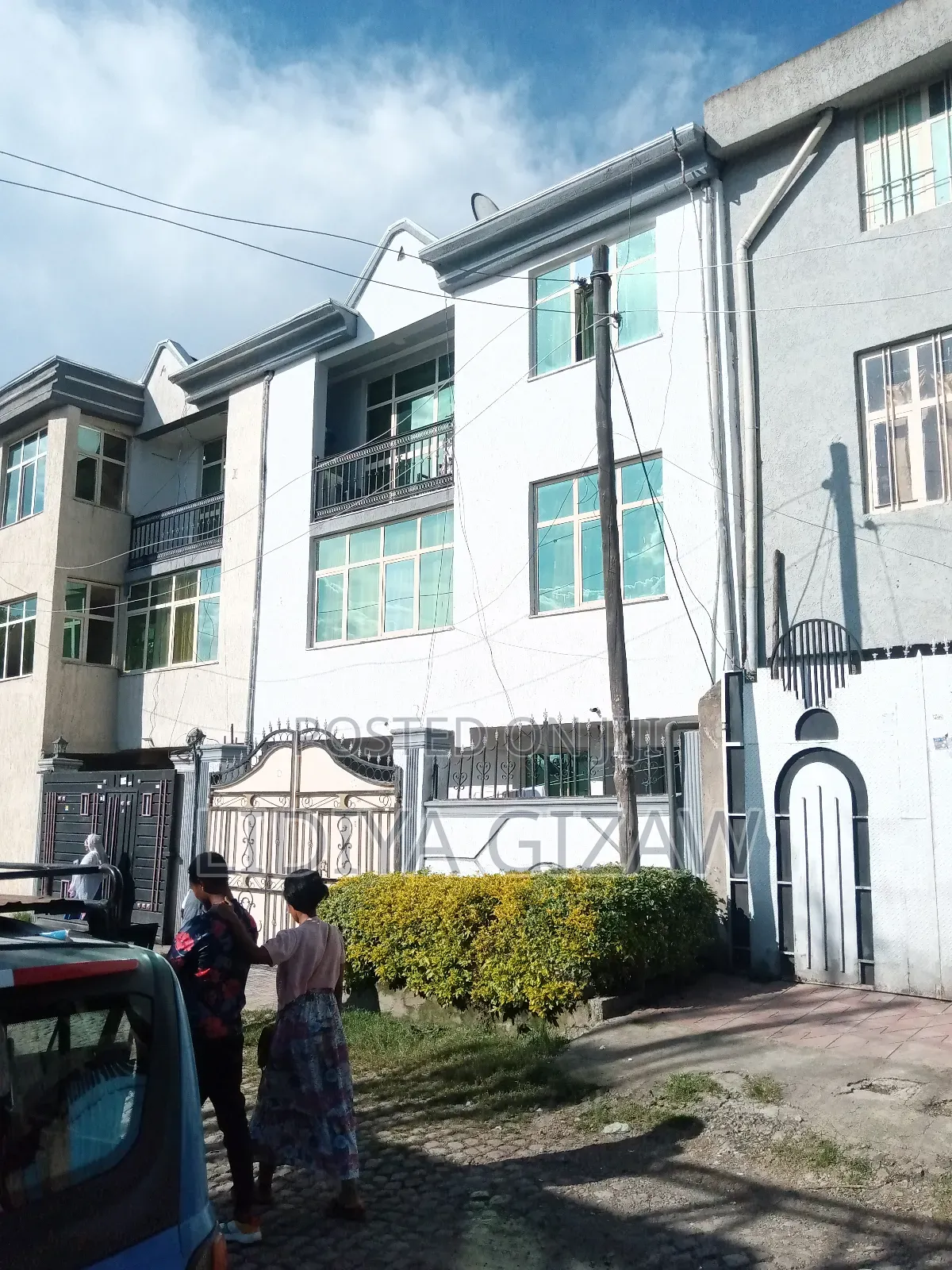 Furnished 3bdrm House in Akaky Kaliti for sale