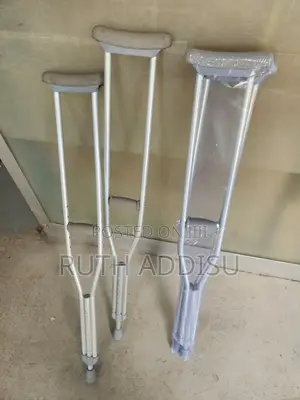 Axillary Bilateral Crutches轟隆crutches煞是axillary Crutches朱諾crutches