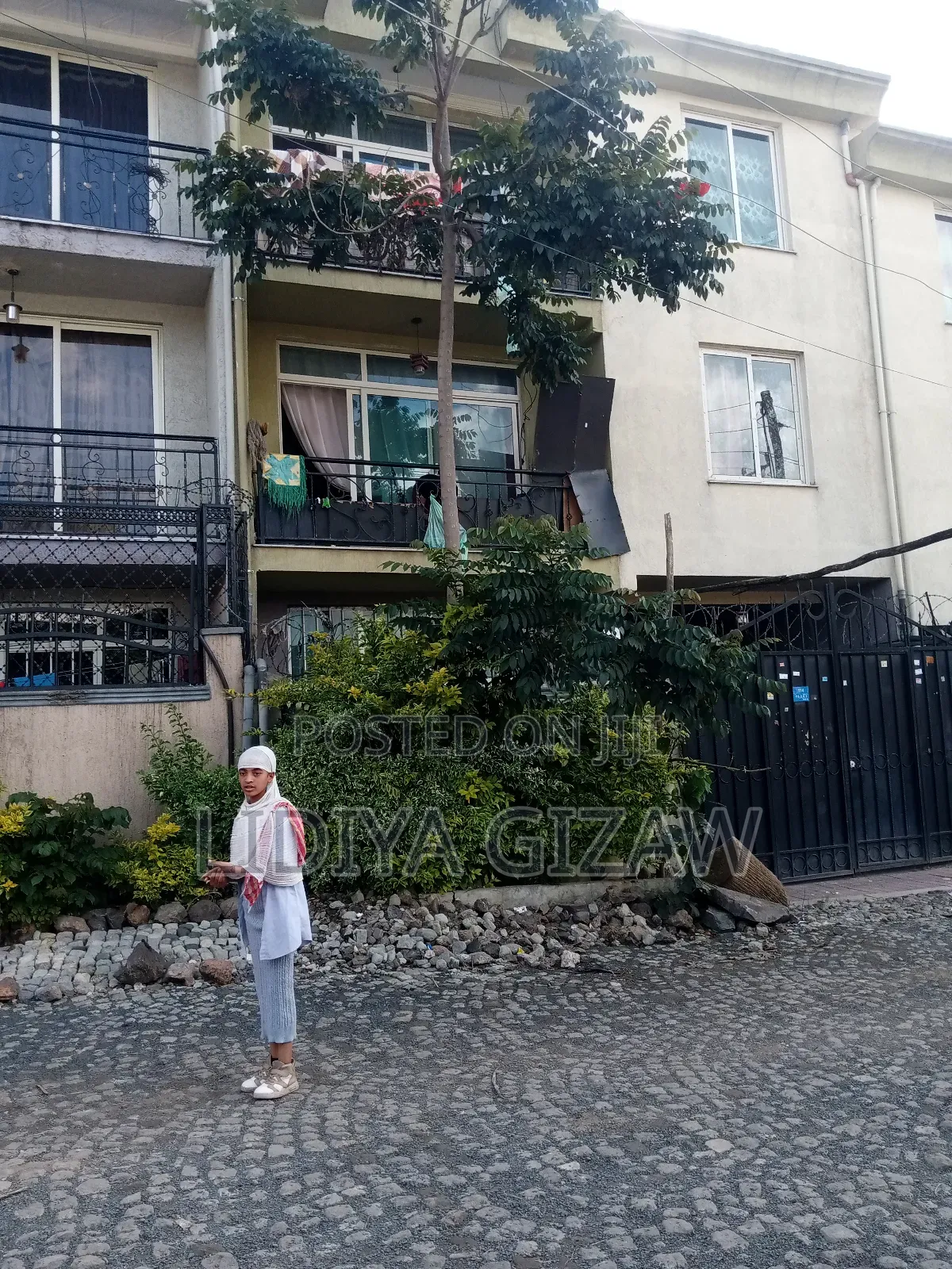 Furnished 4bdrm House in Akaky Kaliti for sale