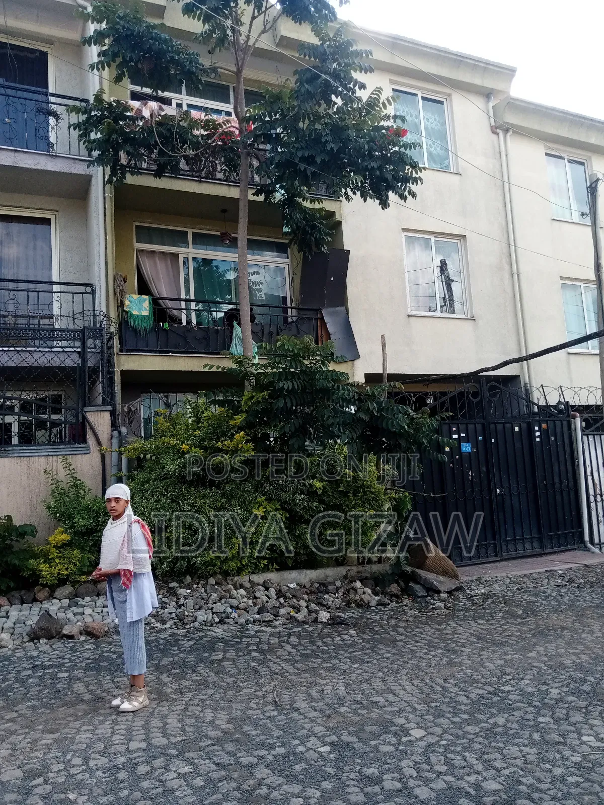 Furnished 4bdrm House in Akaky Kaliti for sale