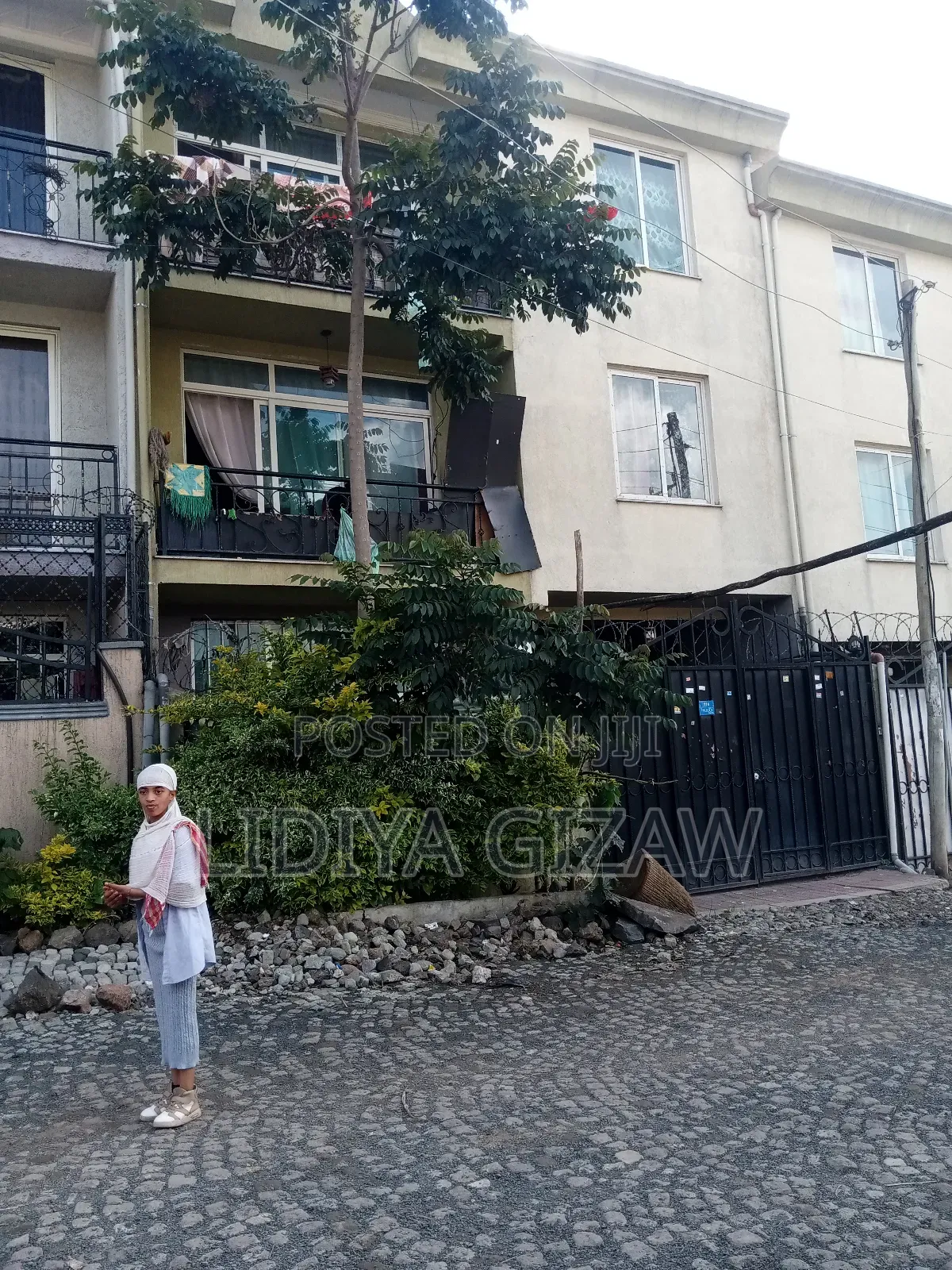 Furnished 4bdrm House in Akaky Kaliti for sale