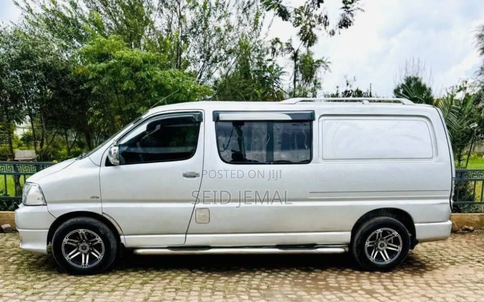 Toyota HiAce 2008 Silver