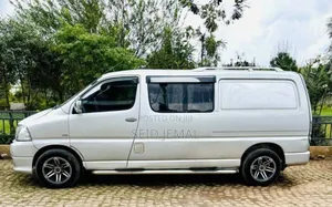Toyota HiAce 2008 Silver