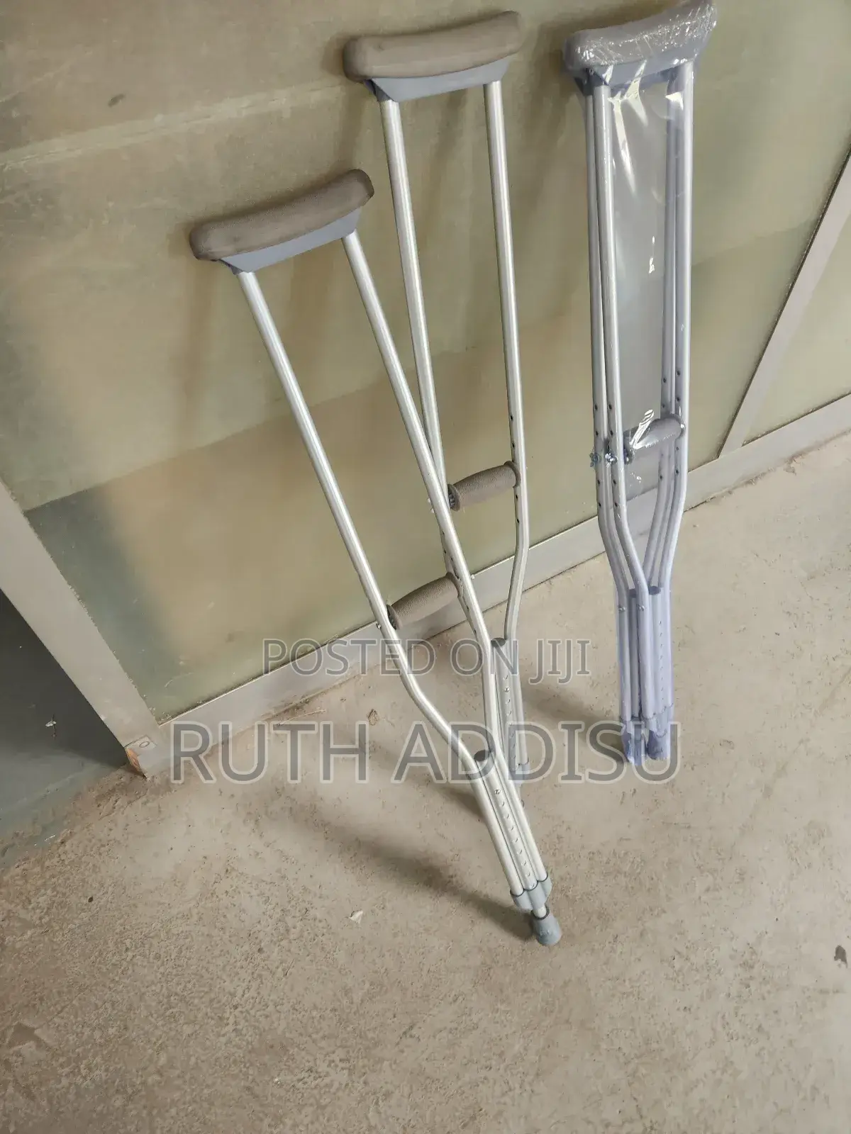 Axillary Bilateral Crutches肺部crutches肋肉medical Crutches䐭你crutches
