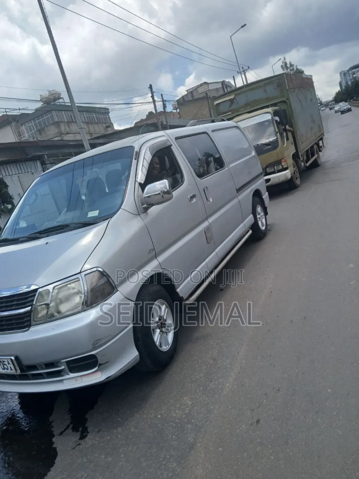 Toyota HiAce 2010 Silver
