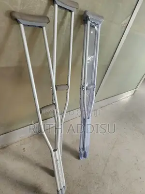 Crutches Axillary腔內crutches在於axillary Bilateral Crutches煞氣crutches