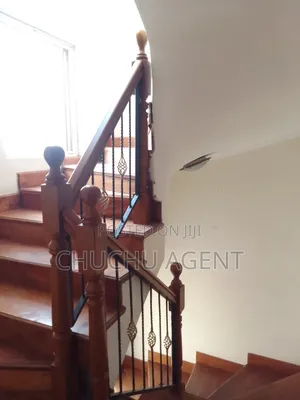 5bdrm House in Yeka for rent